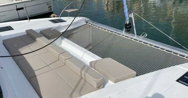 Rent a catamaran in Naviera Balear - Fountaine Pajot Astrea 42 Quatuor