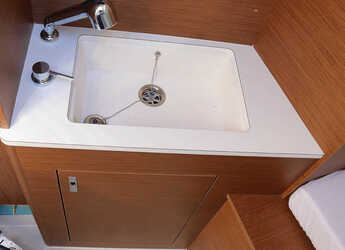 Chartern Sie segelboot in Nanny Cay - Oceanis 54 - 3 + 1 cab.