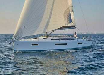 Rent a sailboat in Portocolom - Sun Odyssey 410 - 3 cab.