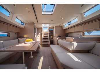 Chartern Sie segelboot in Volos - Oceanis 51.1 (5+1 cab) A/C & GEN