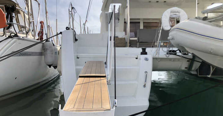 Rent a catamaran in Alimos Marina - Lagoon 450 Fly