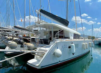 Chartern Sie katamaran in Alimos Marina - Lagoon 400 S2