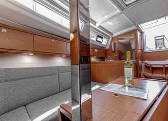 Rent a sailboat in D-Marin Marina Lefkas - Bavaria Cruiser 34