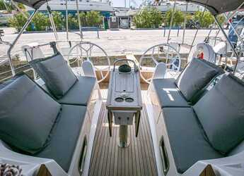Rent a sailboat in D-Marin Marina Lefkas - Bavaria Cruiser 34