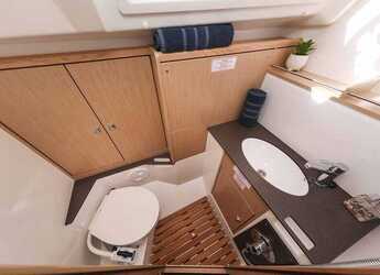 Chartern Sie segelboot in Trogir (ACI marina) - Bavaria Cruiser 37 Style