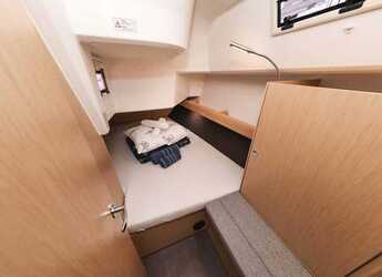 Chartern Sie segelboot in Trogir (ACI marina) - Bavaria Cruiser 37 Style