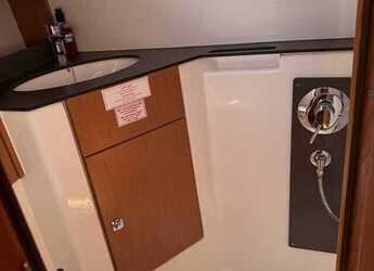 Rent a sailboat in Real Club Náutico de Palma - Bavaria Cruiser 46 - 4 cab.