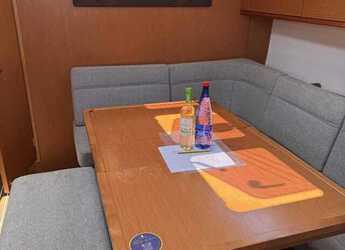 Rent a sailboat in Real Club Náutico de Palma - Bavaria Cruiser 46 - 4 cab.