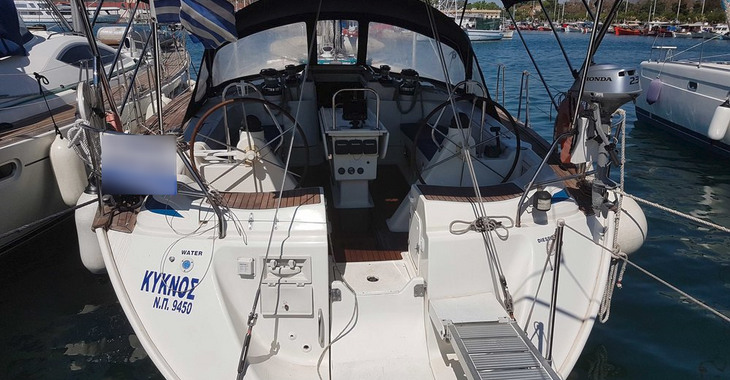 Rent a sailboat in Volos - Bavaria 50
