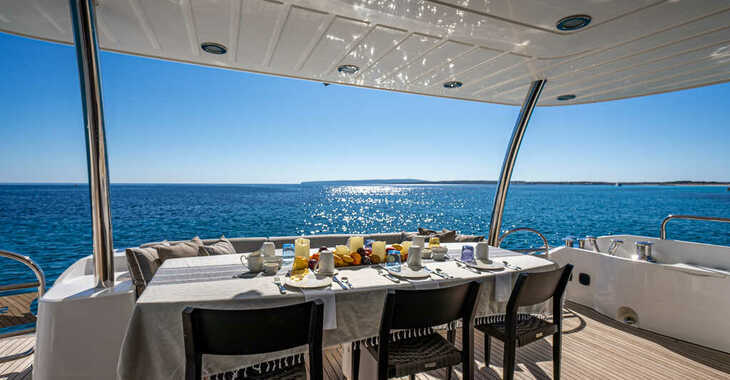 Alquilar yate en Marina Ibiza - Sunseeker 88 Yacht