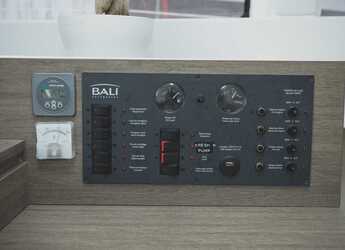 Rent a catamaran in Keramoti Marina - Bali 4.0 - 4 + 2 cab.