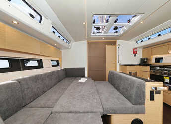 Rent a sailboat in Marina Kastela - Hanse 510 - 4 + 1 cab.
