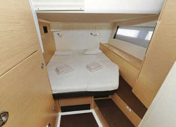Rent a sailboat in Marina Kastela - Hanse 510 - 4 + 1 cab.