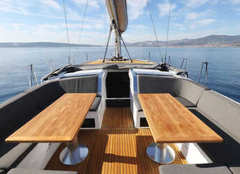 Rent a sailboat in Marina Kastela - Hanse 510 - 4 + 1 cab.