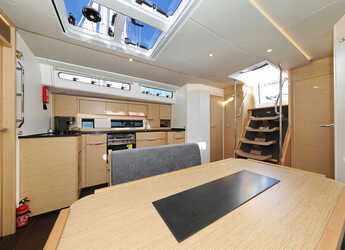 Rent a sailboat in Marina Kastela - Hanse 510 - 4 + 1 cab.