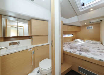 Rent a sailboat in Marina Kastela - Hanse 510 - 5 + 1 cab.