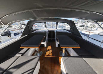 Rent a sailboat in Marina Kastela - Hanse 510 - 5 + 1 cab.