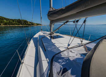 Rent a sailboat in Marina Kastela - Hanse 510 - 5 + 1 cab.