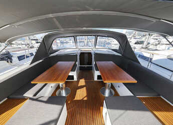 Rent a sailboat in Marina Kastela - Hanse 510 - 5 + 1 cab.