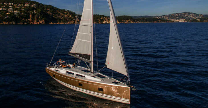 Rent a sailboat in ACI Marina Dubrovnik - Hanse 418 - 3 cab.