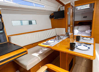 Rent a sailboat in D-Marin Marina Lefkas - Sun Odyssey 349 - 3 cab.