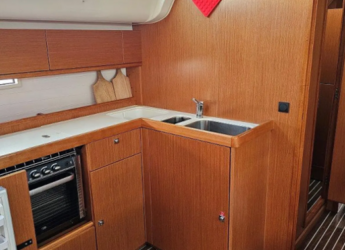 Rent a sailboat in D-Marin Marina Lefkas - Bavaria Cruiser 51