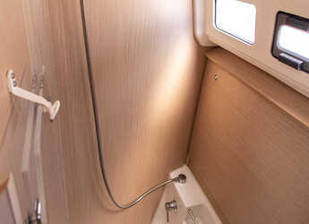 Rent a sailboat in D-Marin Marina Lefkas - Oceanis 40.1