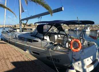Rent a sailboat in Porto Capo d'Orlando Marina - Sun Odyssey 519