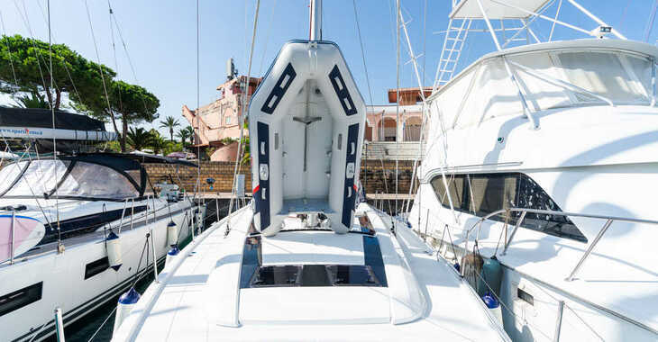 Rent a sailboat in Porto di Trapani - Oceanis 51.1