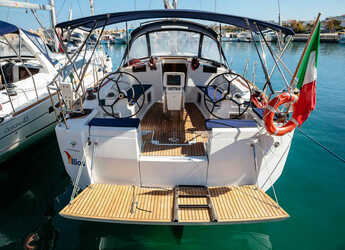 Rent a sailboat in Porto Capo d'Orlando Marina - Sun Odyssey 449