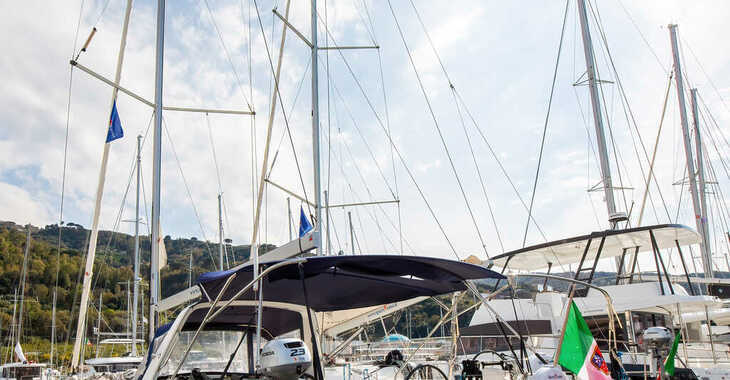 Chartern Sie segelboot in Porto di Trapani - Oceanis 38.1