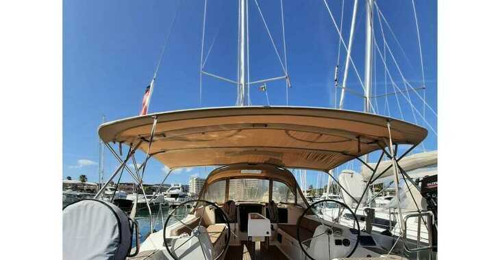 Rent a sailboat in Marina di Portorosa - Dufour 382 Grand Large