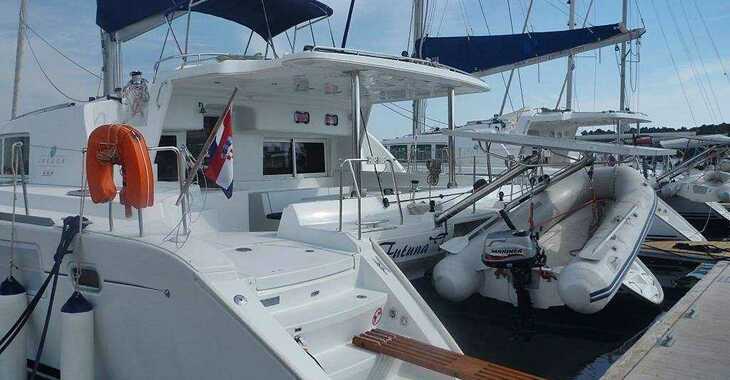 Rent a catamaran in Marina Frapa - Lagoon 440