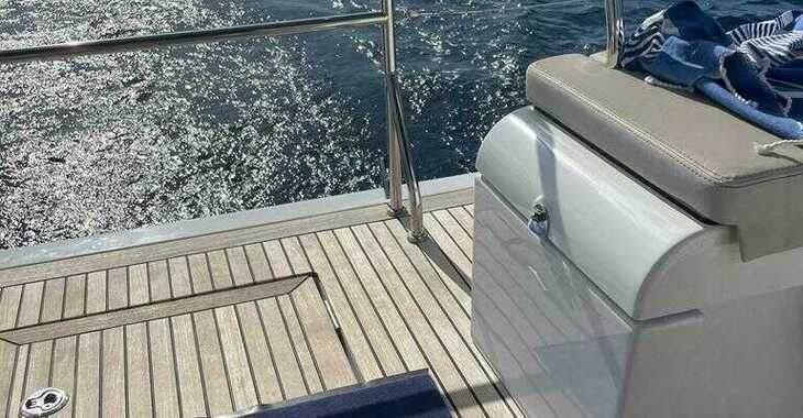 Rent a sailboat in Marina Frapa - Oceanis Yacht 54