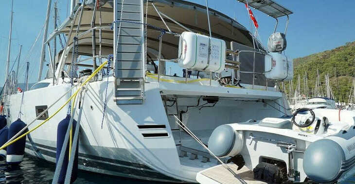 Rent a sailboat in Marina Frapa - Jeanneau 64