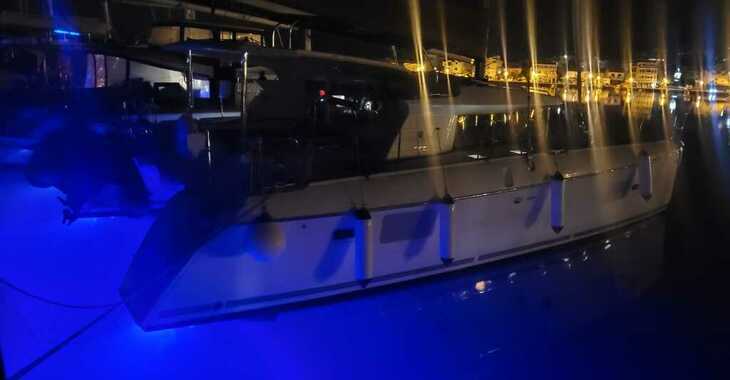 Rent a catamaran in Marina Frapa - Lagoon 421