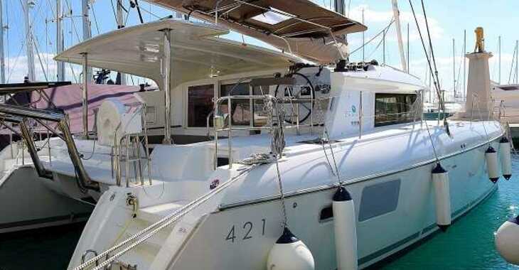 Rent a catamaran in Marina Frapa - Lagoon 421