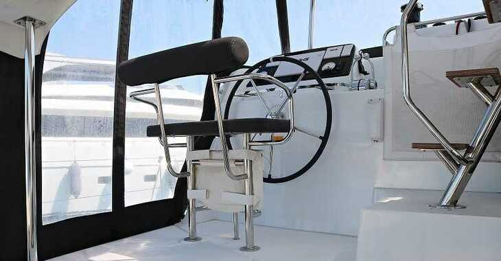 Rent a catamaran in Marina Frapa - Lagoon 42
