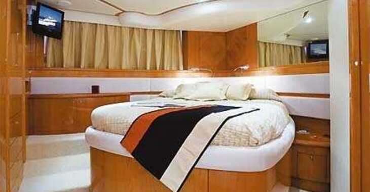 Chartern Sie yacht in Mykonos Marina - Aicon 56