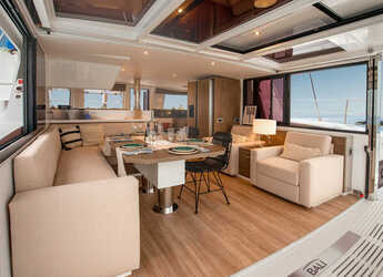 Rent a catamaran in Alimos Marina - Bali 4.4 A/C & GEN & WM