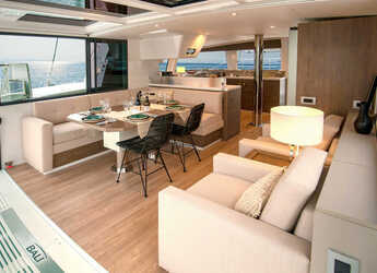 Rent a catamaran in Alimos Marina - Bali 4.4 A/C & GEN & WM