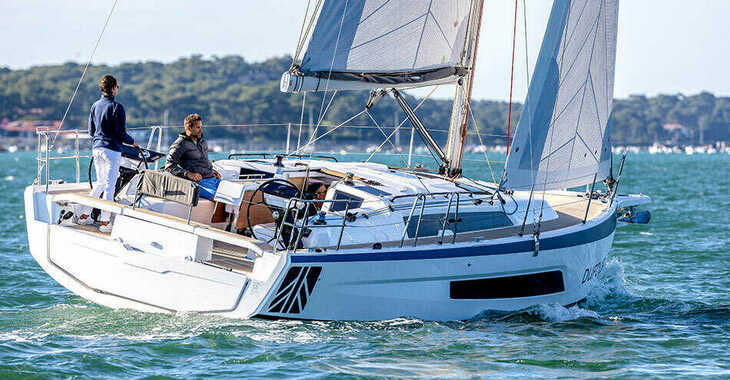 Rent a sailboat in Marina Zaton - Dufour 37 - 3 cab.