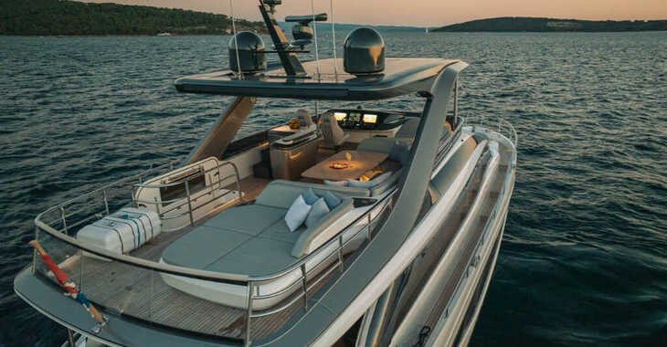 Rent a yacht in Marina Lav - Princess Y72