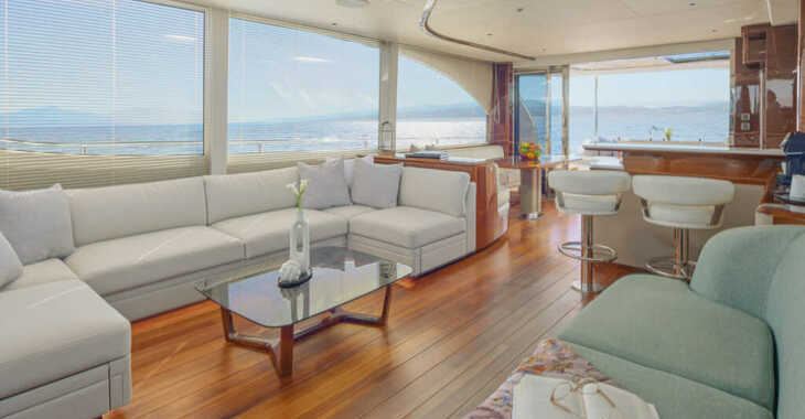 Chartern Sie yacht in Marina Lav - Princess Y72
