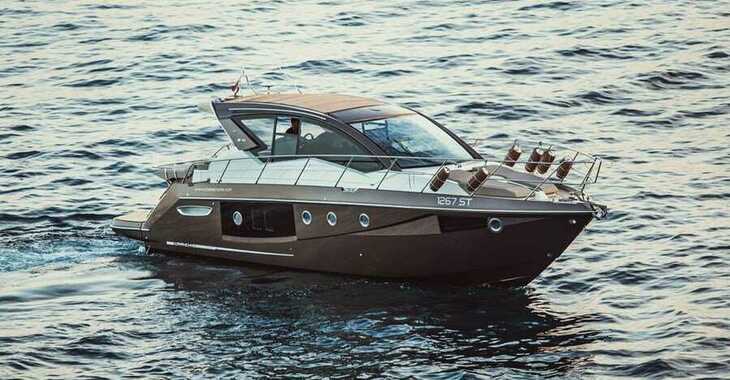 Chartern Sie motorboot in Marina Lav - Cranchi M44 HT