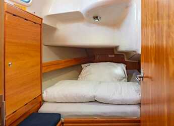 Rent a sailboat in Punat - Bavaria 37 Cruiser