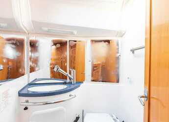 Rent a sailboat in Punat - Bavaria 50 Cruiser