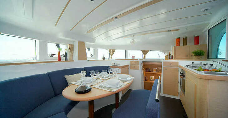 Louer catamaran à Marina Gouvia - Lagoon 380 - 4 cab.