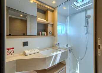 Alquilar catamarán en Marina Kastela - Lagoon 46 