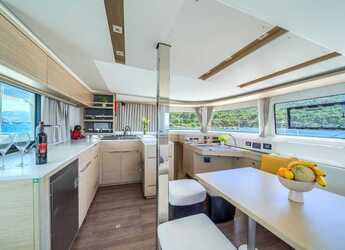 Alquilar catamarán en Marina Kastela - Lagoon 46 